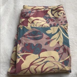 Lularoe one size leggings